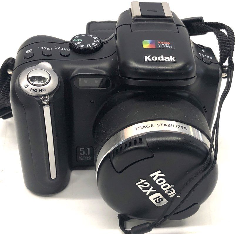 Kodak EasyShare 5.1MP & Vivitar ViviCam 5119 + Stealth Cam 6pc Camera Lot