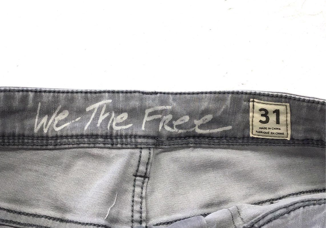 NWT We The Free Women's Cool Gray Denim Skinny Jeans - Size 31
