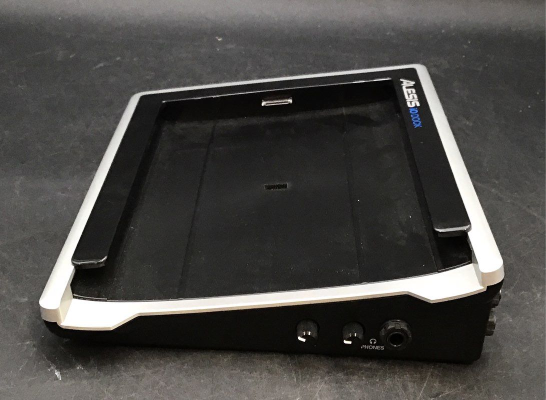 Alesis iO Dock Pro Audio Interface For iPad