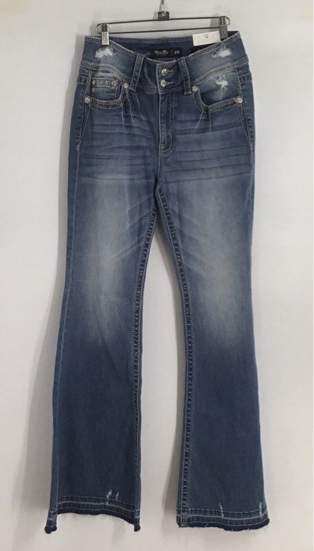 NWT Miss Me Women&#39;s Blue Heaven Flared Jeans - Size 29