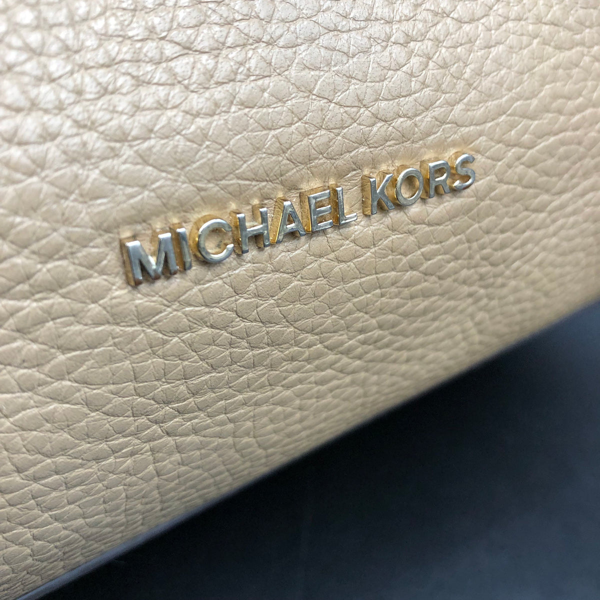 Michael Kors Tan Pebbled Leather Hamilton Satchel Bag Gold Hardware COA