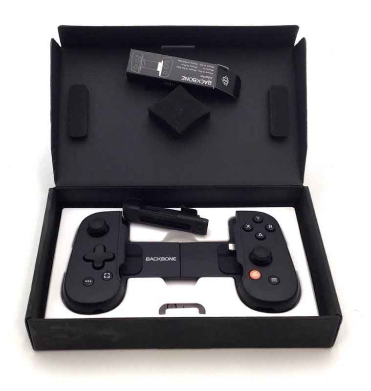Backbone One Mobile Gaming Controller for Apple iPhone Complete in Box CIB