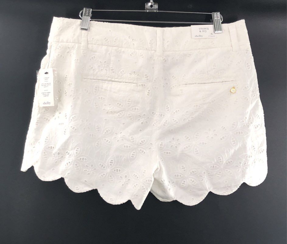 Crown & Ivy Women's White Shelby Scallop Eyelet Floral Cotton Shorts Sz 6 NWT