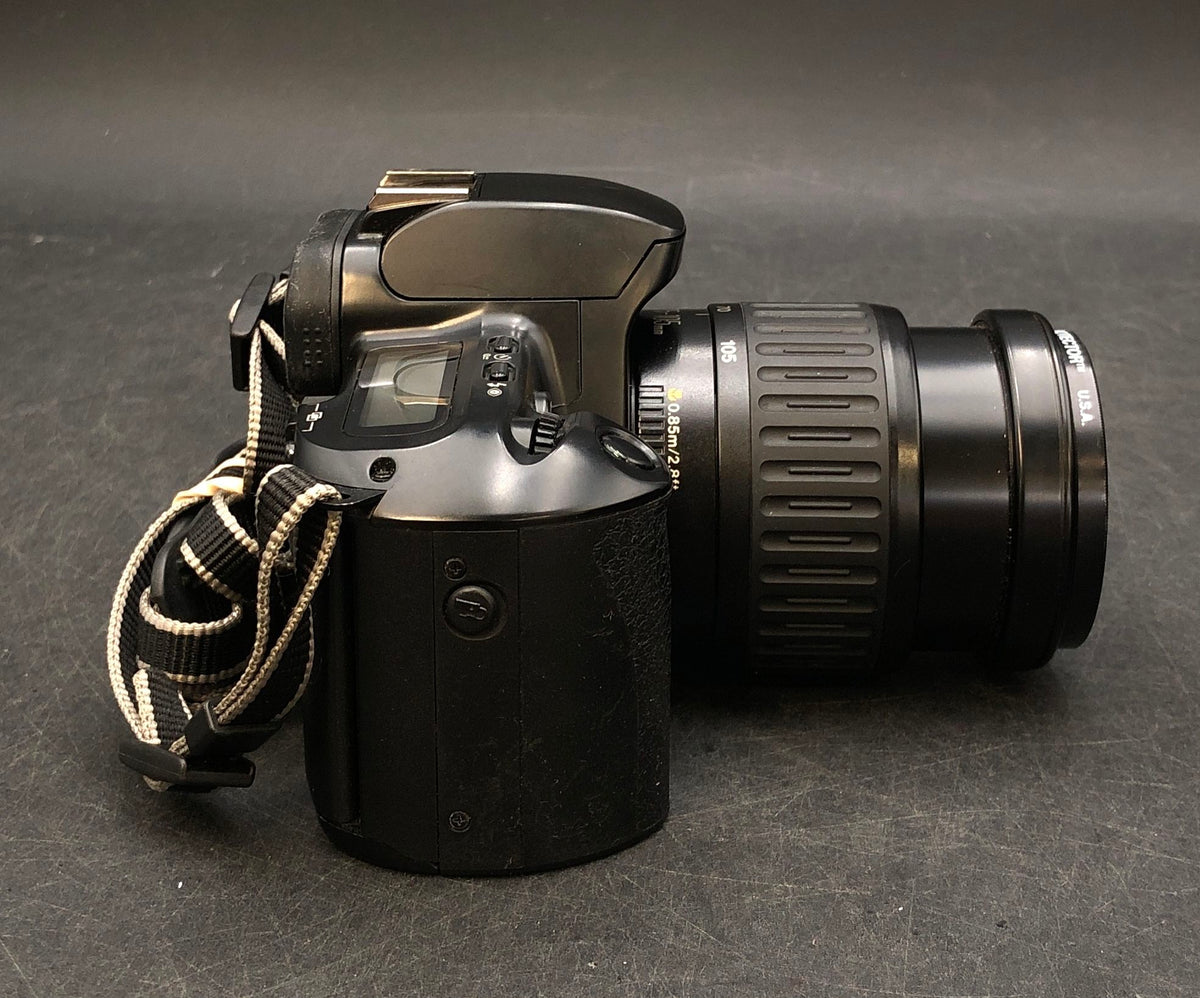 Vintage Canon EOS Rebel S 35mm SLR Camera + 35-105mm EF Lens & Sunpak Flash