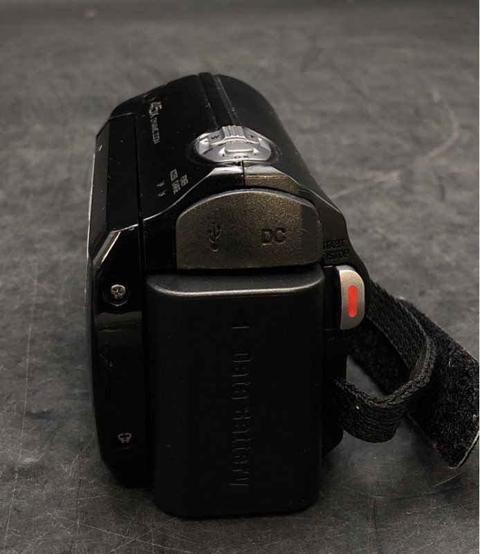 JVC Everio Digital Camcorder 45x Dynamic Zoom SDHC With Power Adapter