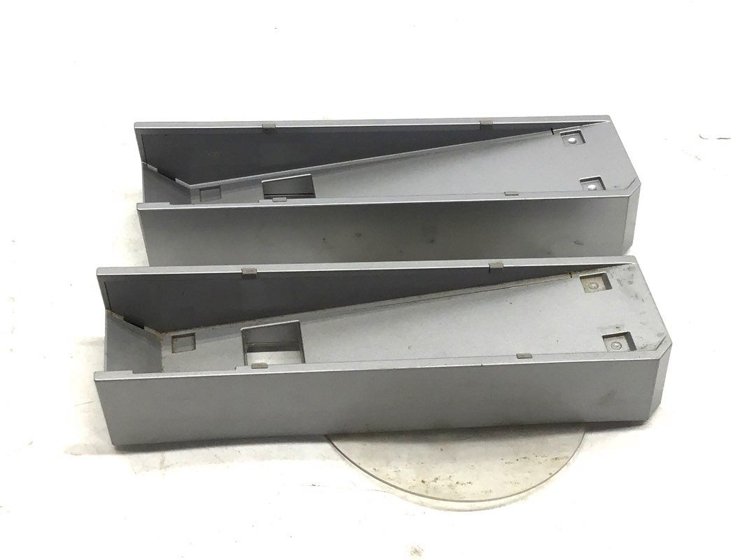 Nintendo Wii Accessory Lot 2 Official Wii Wheels 4 Console Stands