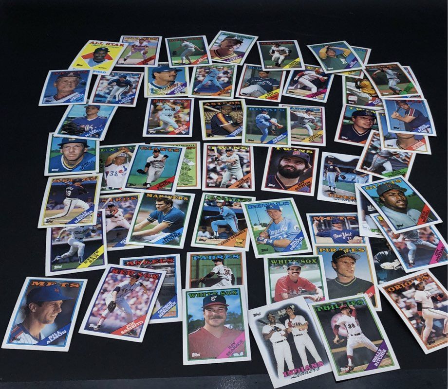 24.66 lbs. Lot of Baseball MLB Cards. Medium Box, Unsorted