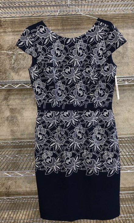 Alex Marie Women's Emily Sheath Dress Navy Floral Embroidered Lace NWT Size 6