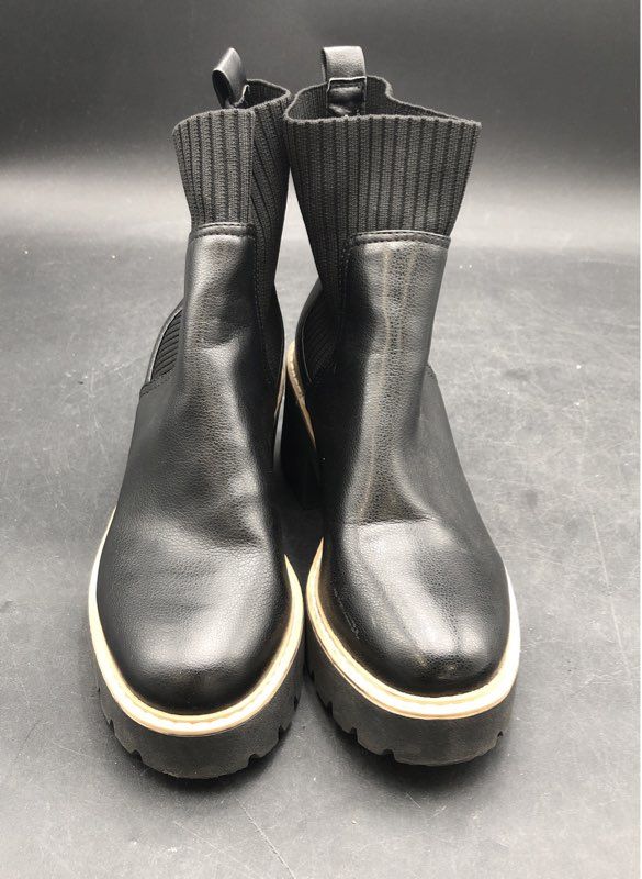 Dolce Vita Women's Trooper Black Ankle Boots - Size 7.5