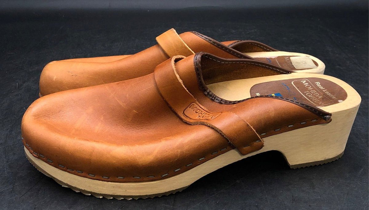 Moheda Toffeln Women's Lotta Brown Clog Shoes