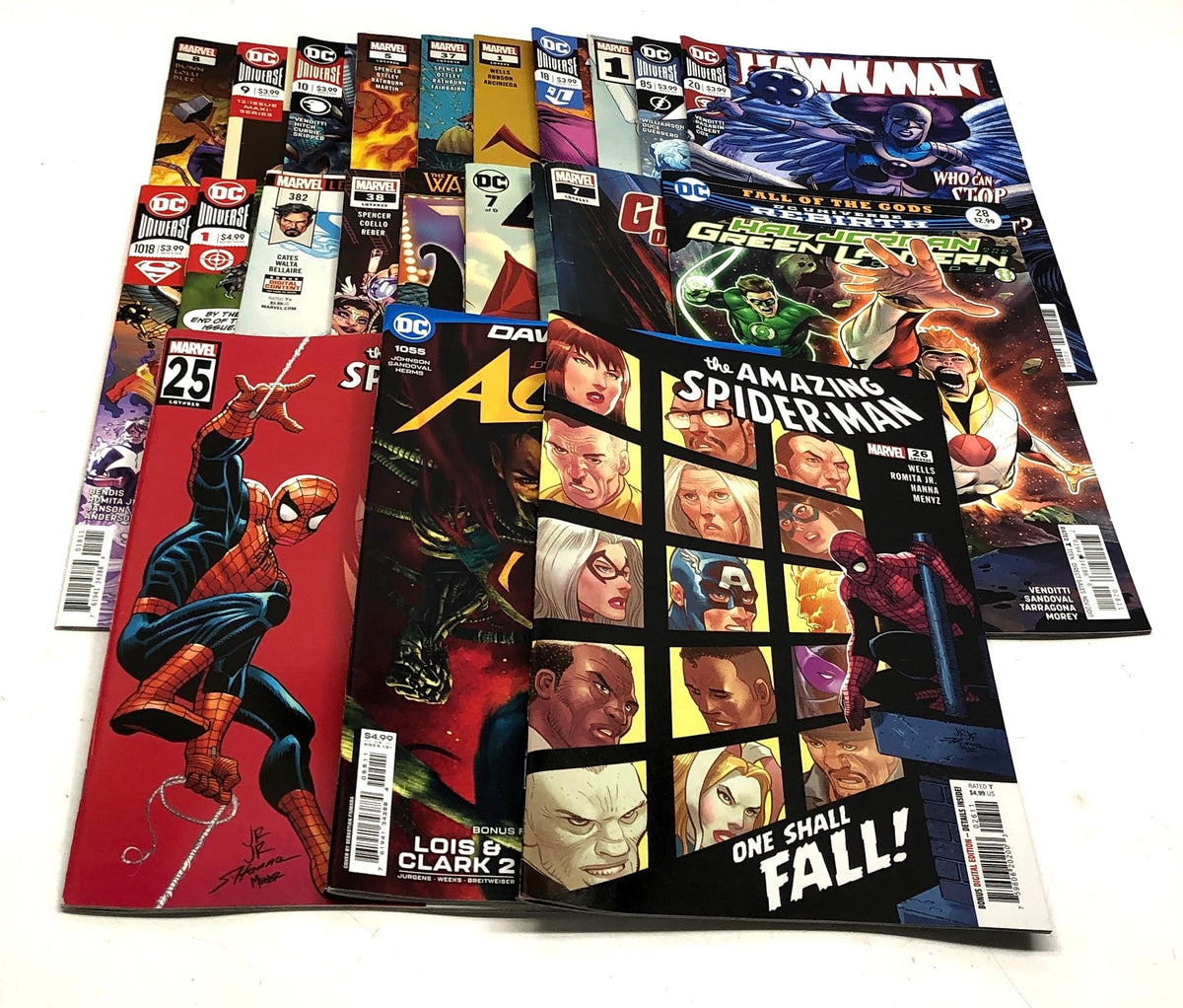 Marvel DC Comic Book Lot Modern Age Superhero 21 Comics Spider-Man Superman