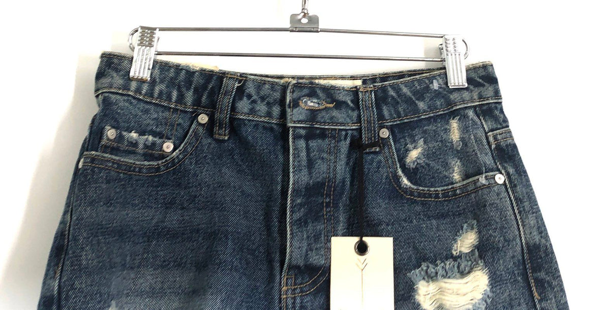 (ban-jara) Women's Blue Distressed Denim Shorts High Rise Frayed Hems Sz 1/24