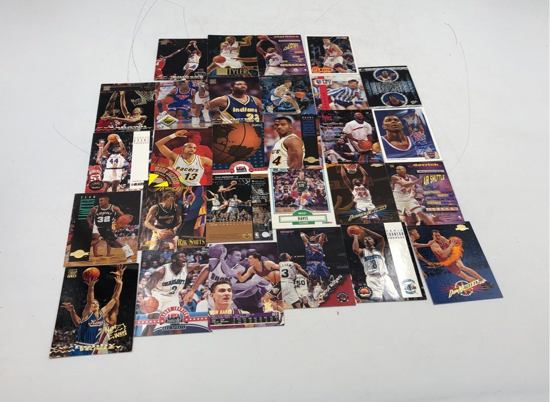 7.2 LB Lot of Basketball NBA Cards. Medium Box, Unsorted