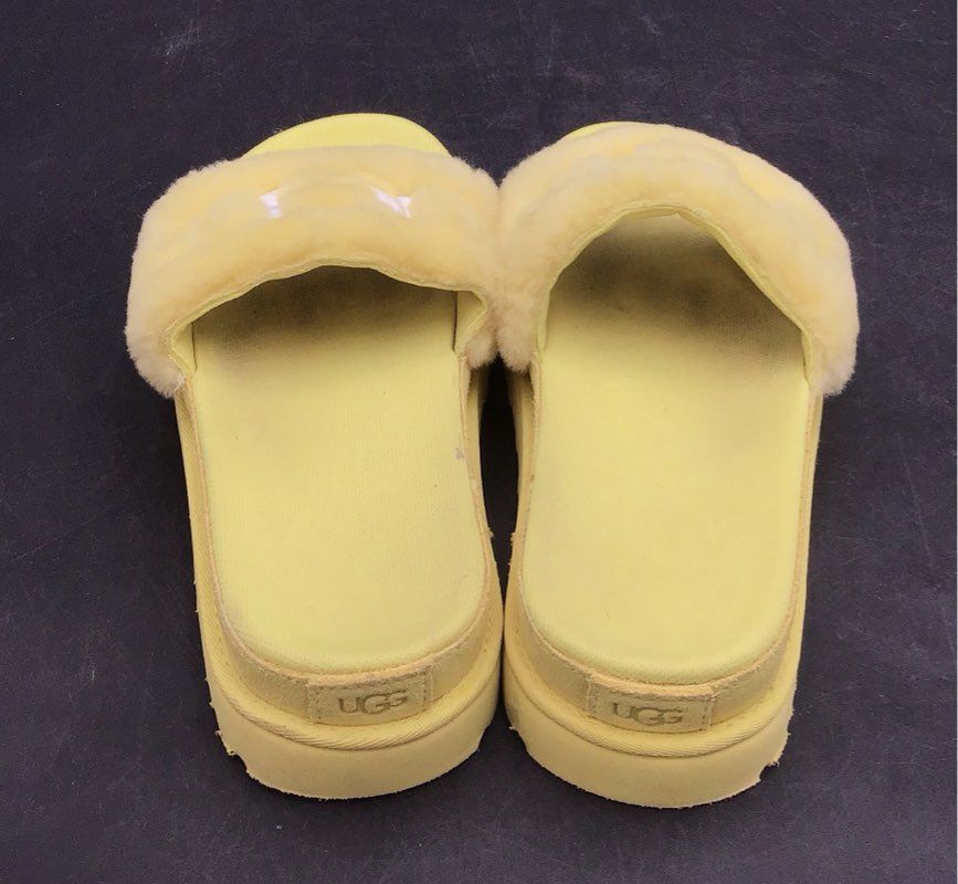 UGG Laton Fur Slide Pollen Yellow Platform Sandals Women's Size 7