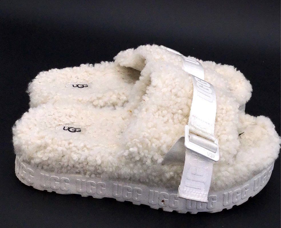 UGG Women&#39;s Fluffita 111347 White Open Toe Slip-On Slide Slippers - Size 8