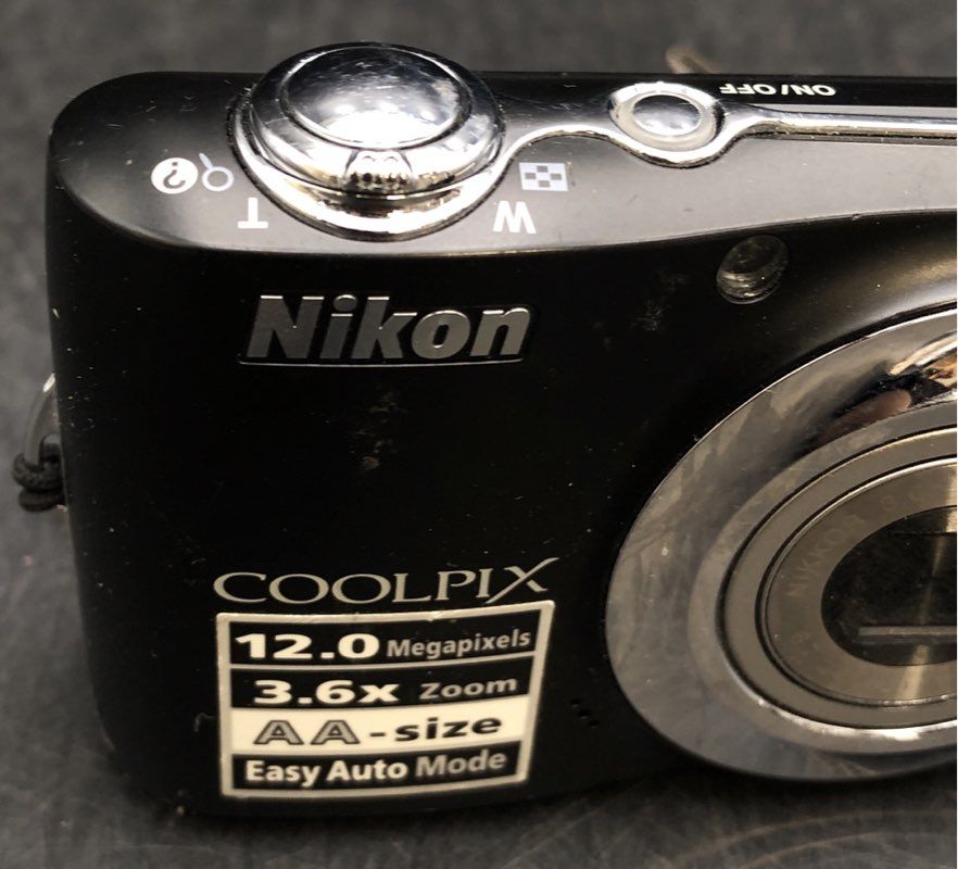 Nikon COOLPIX L22 12.0MP Auto Focus Point & Shoot Digital Camera