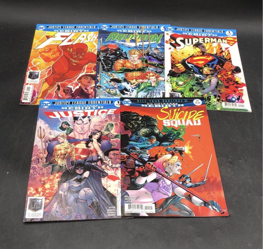 DC Comic Book Lot Modern & Copper Age Superhero Approximately 25 Comics