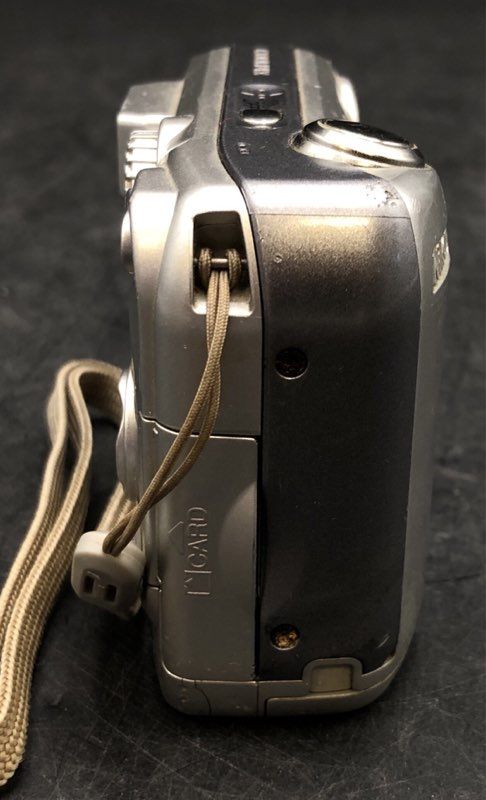 Nikon Coolpix E4100 Digital Compact Camera