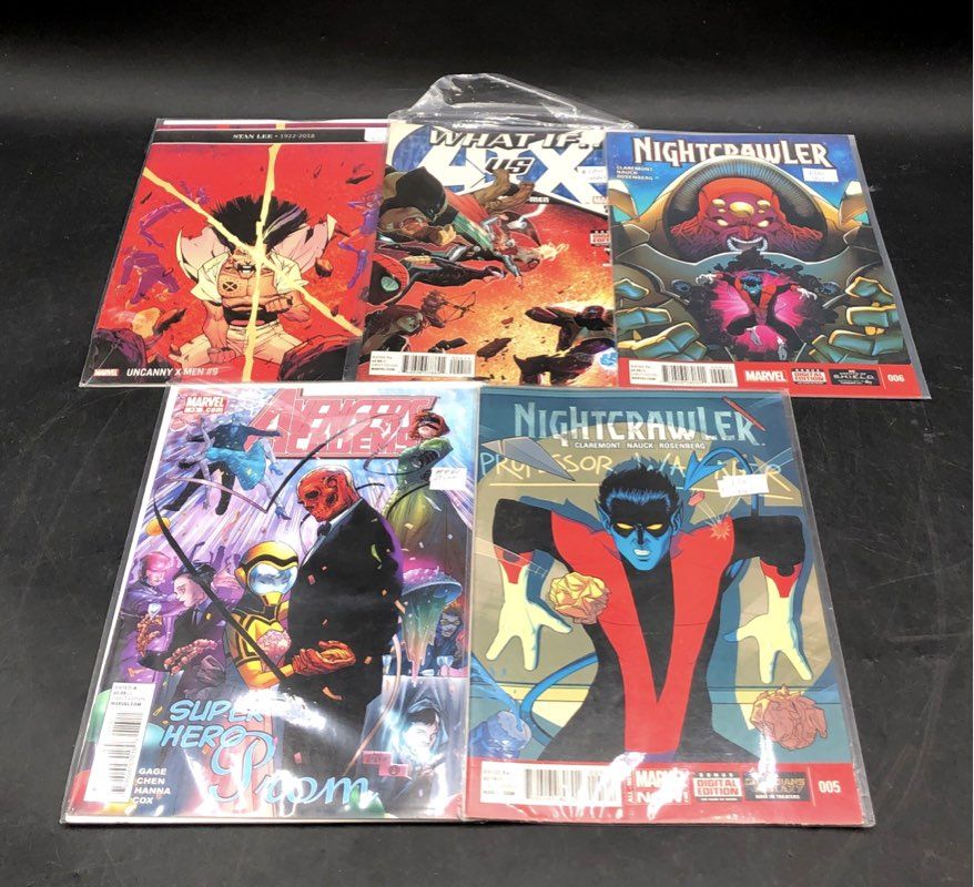 Marvel Comic Book Lot 1990s-2010s Superhero Approximately 25 Comics