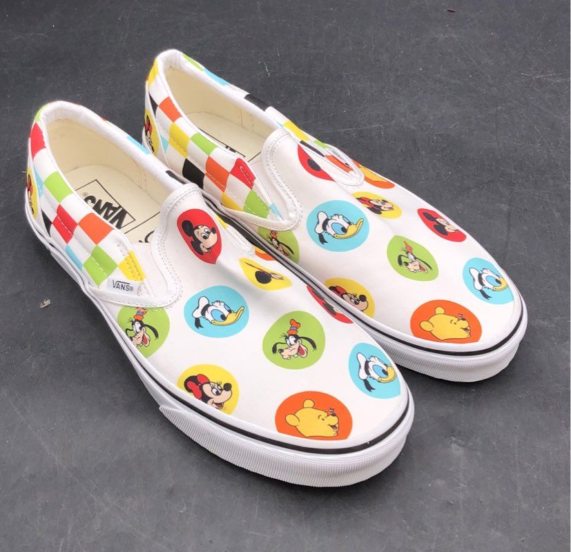 Vans Classic Slip-On Young at Heart Multi Character Print Men's Size 10
