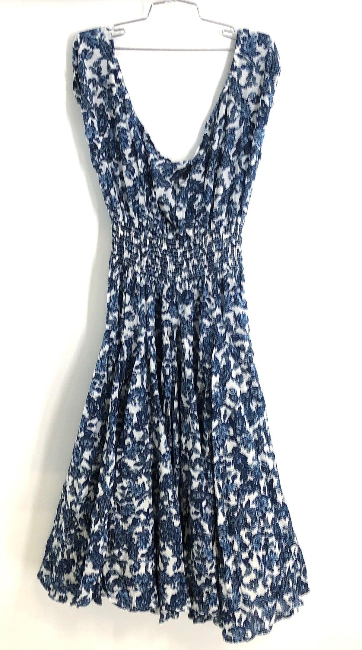 Philosophy Republic Clothing Women's Blue Paisley Smocked Maxi Dress Sz L NWT