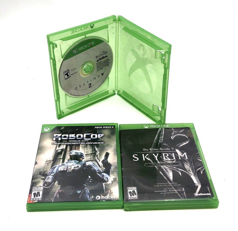 Halo Skyrim Call of Duty 12 Xbox One Game Lot Microsoft 2010s
