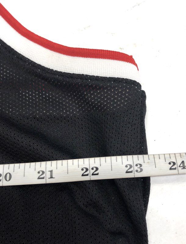 Ultra Game Men's NBA Chicago Bulls Jersey Black Mesh Graphic Sleeveless NWT Sz M