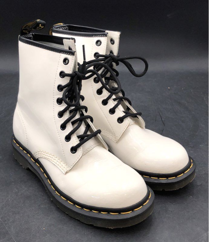 Dr. Martens 1460 White Black Leather 8-Eye Ankle Combat Boots Women's Size 8