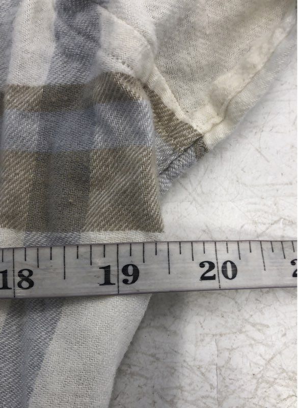 NWT Nautica Men's Multicolor Plaid Classic Fit Button-Up Shirt - Size L
