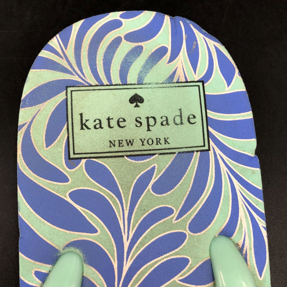 Kate Spade Women&#39;s Blue/Teal Floral Print Flip Flop Sandals - Size 10 (+COA)