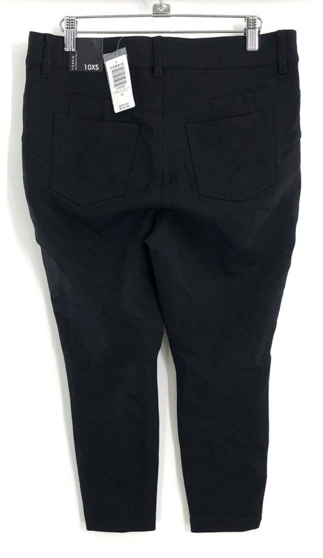 Torrid Women's Black Cropped Pants NWT Sz 10XS