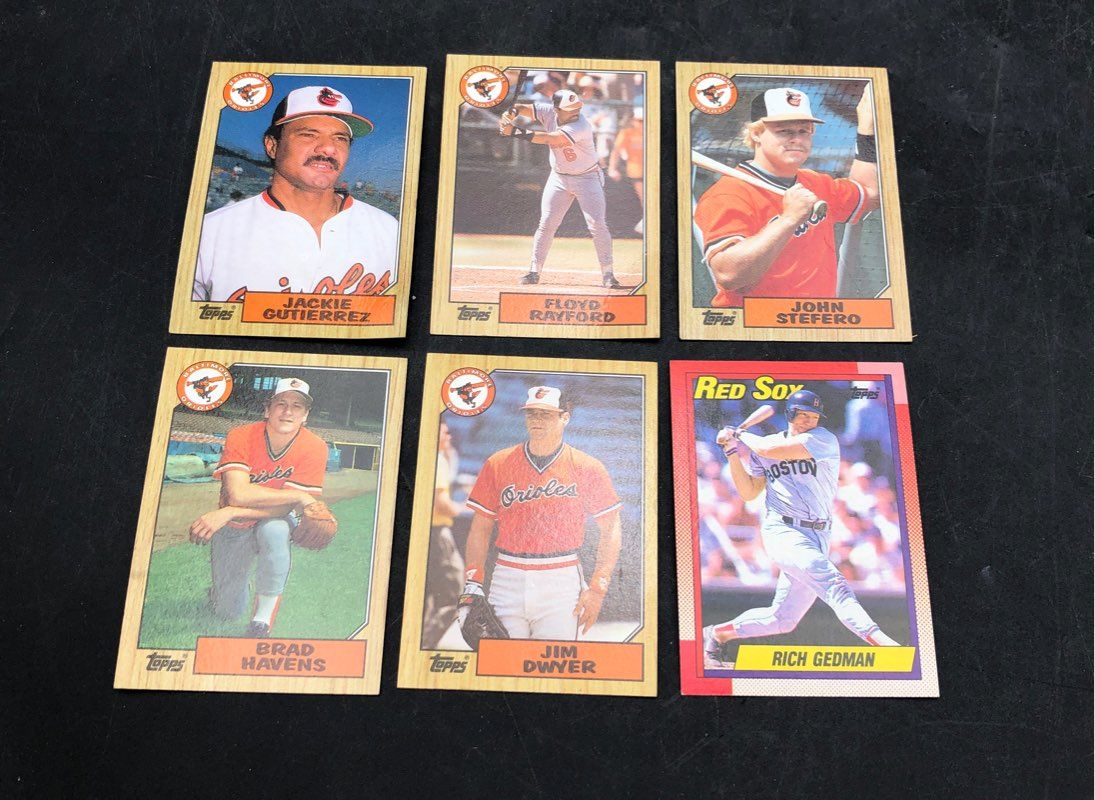 Lot Of Topps Baseball MLB Cards. Medium Box, Unsorted