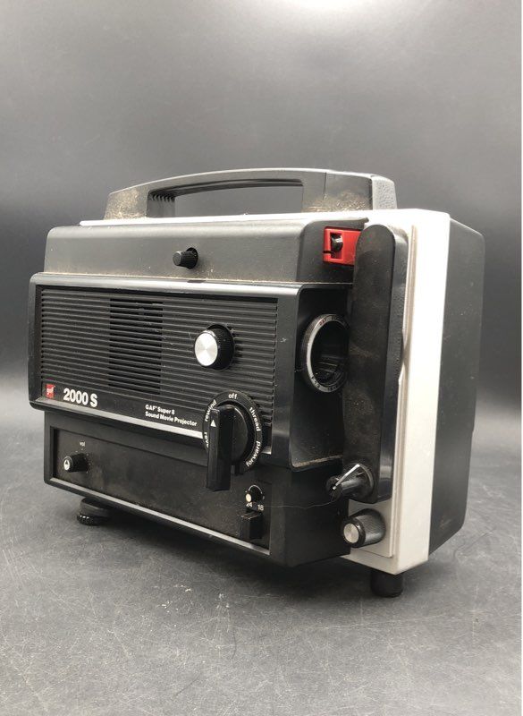 Vintage GAF 2000 S Super 8 Sound Movie Projector Home Movie Film