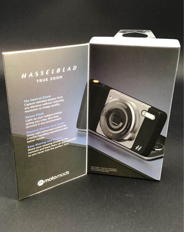 Hasselblad True Zoom 10x Optical Zoom MotoMods Film Camera With Accessories