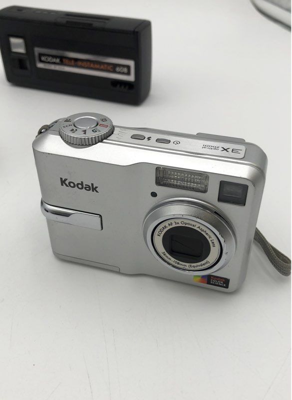 Kodak Digital & Vintage Film 5 Piece Camera Lot EasyShare Instamatic