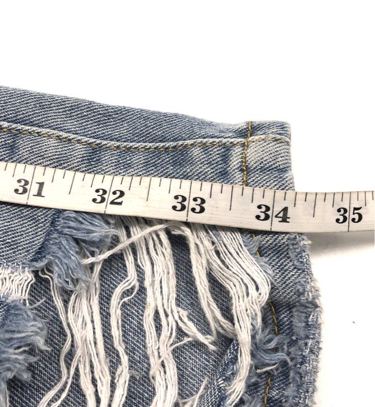PrettyLittleThing Women's Light Blue Distressed Split Hem Straight Jeans NWT 0