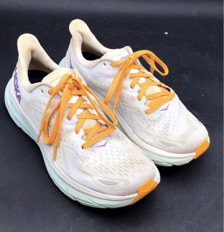 Hoka One One Women's Clifton 8 Beige Orange Athletic Shoes - Size 8.5 B