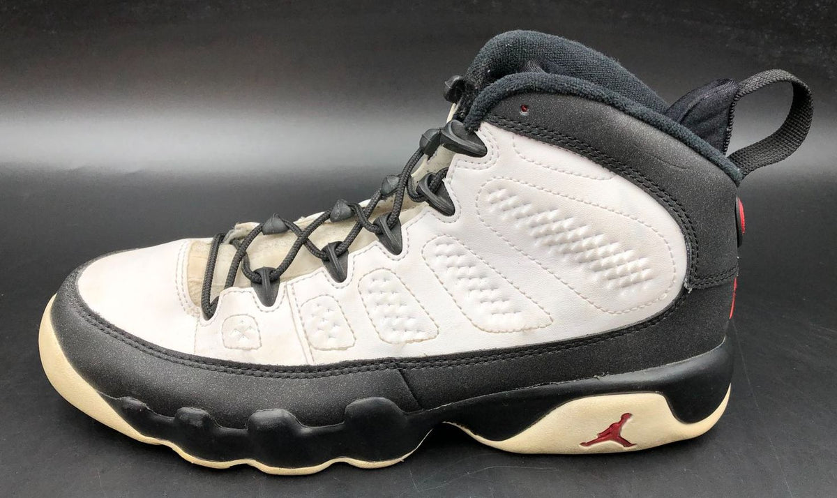 Nike Jordan 9 Retro BG 'Space Jam' Boys' White/Black Sneakers - Size 6.5Y (+COA)