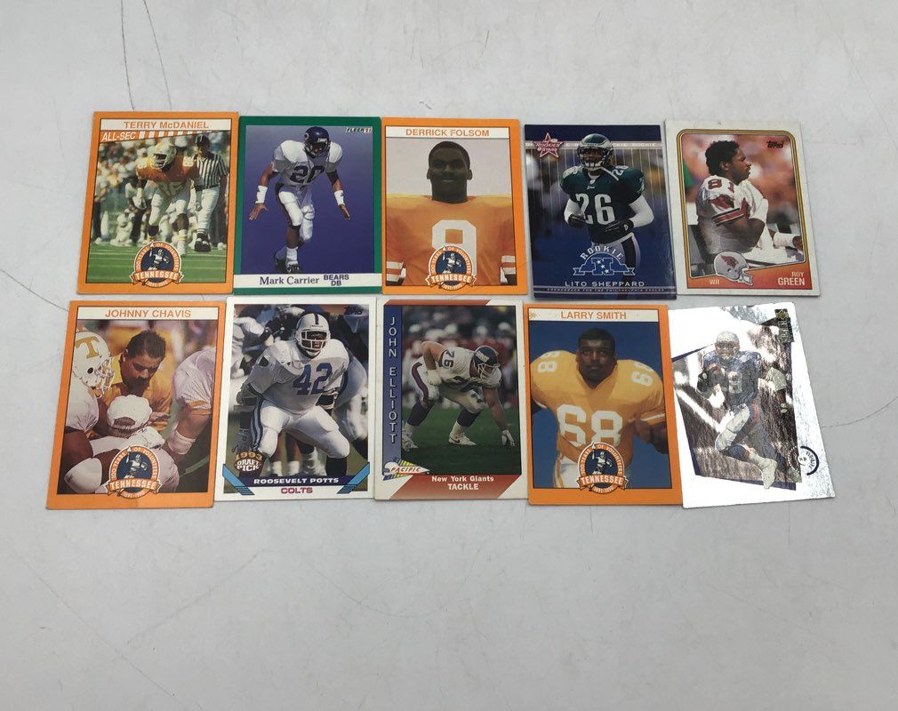 6.6 LB Lot of Football NFL Cards. Medium Box, Unsorted