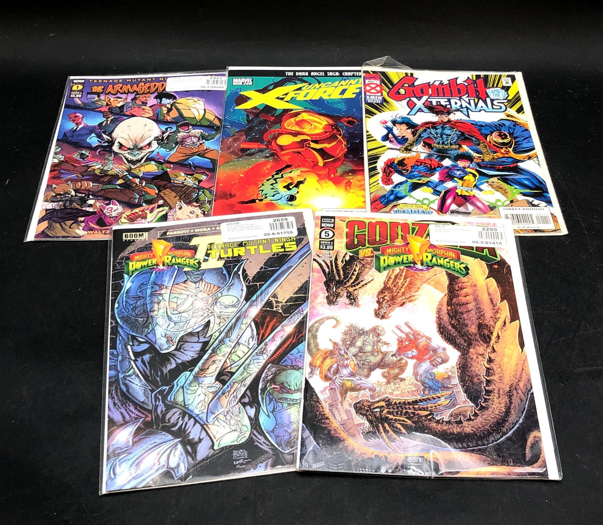 Comic Book Lot Marvel DC IDW Boom 1990s-2020s Superhero 24 Comics