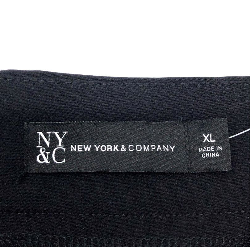 New York & Company Women's Black Shorts White Side Stripe Back Zip NWT Sz XL