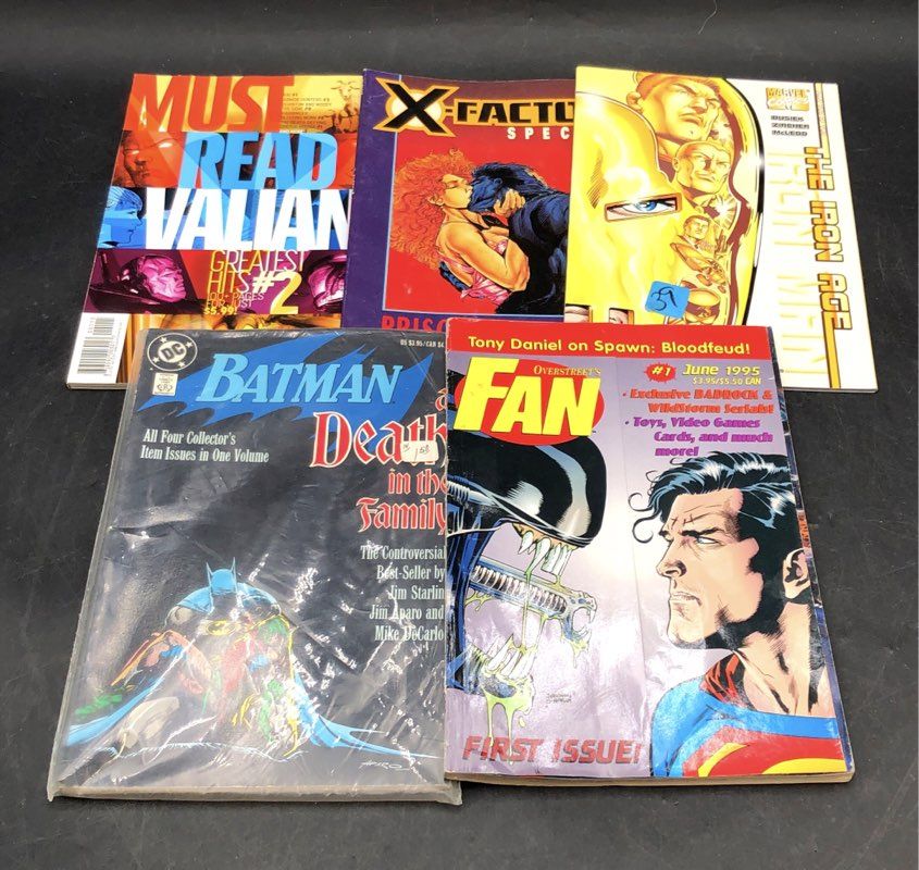 Comic Book Lot Marvel DC Valiant 1990s Mixed Superhero 5 Items