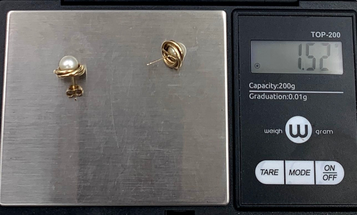 Fabulous 10K Yellow Gold Pearl Ring & Earrings Set 3.43g