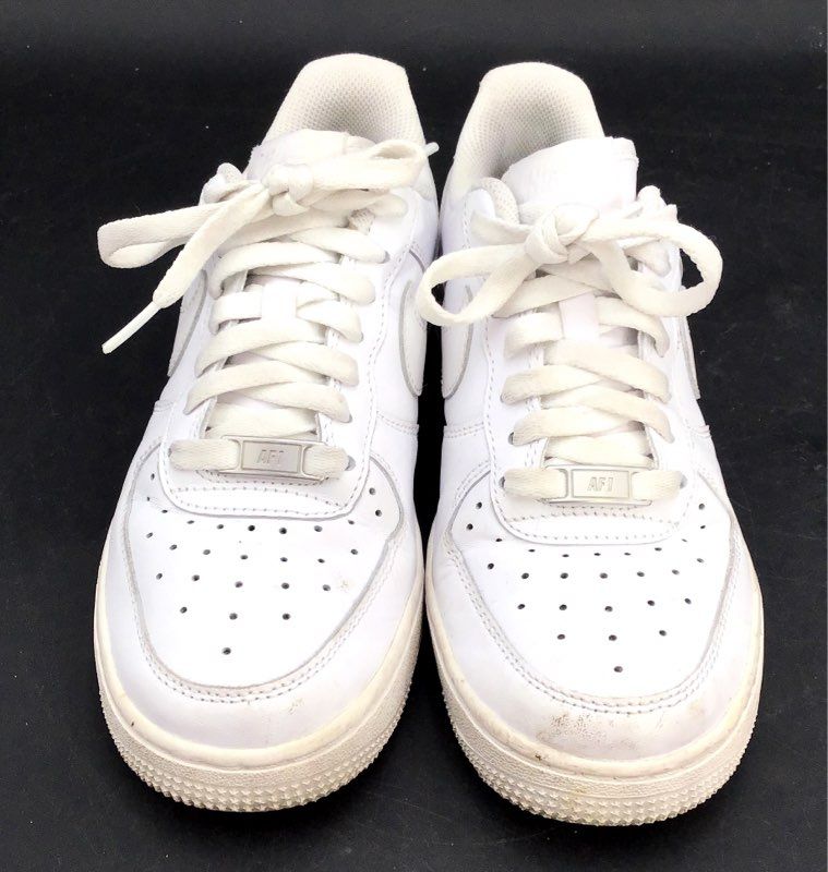 Nike Women's Air Force 1 White Athletic Shoes - Size 6.5