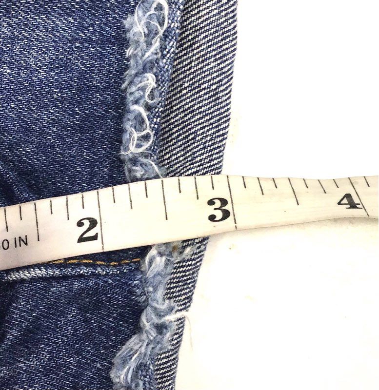 Rip Curl Women's Dark Wash Denim Cuffed Distressed Shorts Sz 25