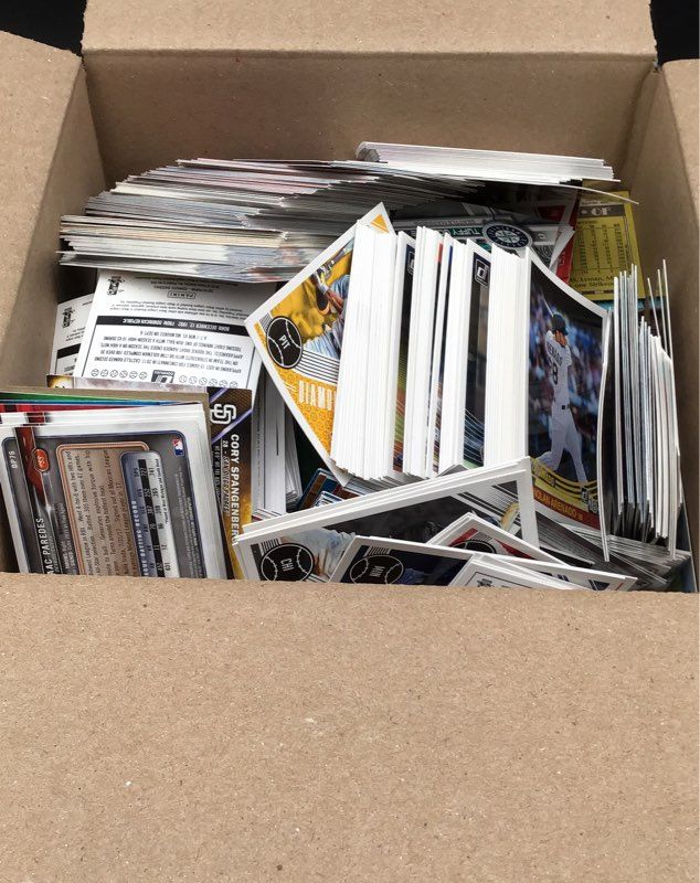 8.8 lbs. Lot Of Baseball MLB Cards. Medium Box, Unsorted