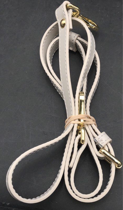 Claudia Firenze Off-White Italian Leather Top Handle Bag Wood Handle Crossbody