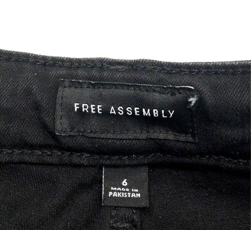 Free Assembly Women's Black Skinny High Rise Distressed Jeans Sz 6