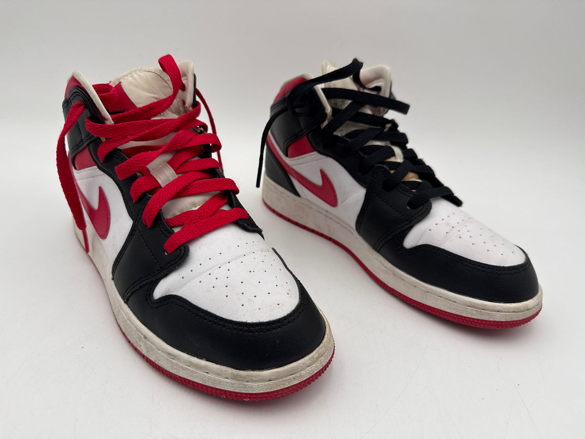 Nike Air Jordan 1 Girl's Retro 'Very Berry' Sneakers-Size: 6.5Y (+COA)