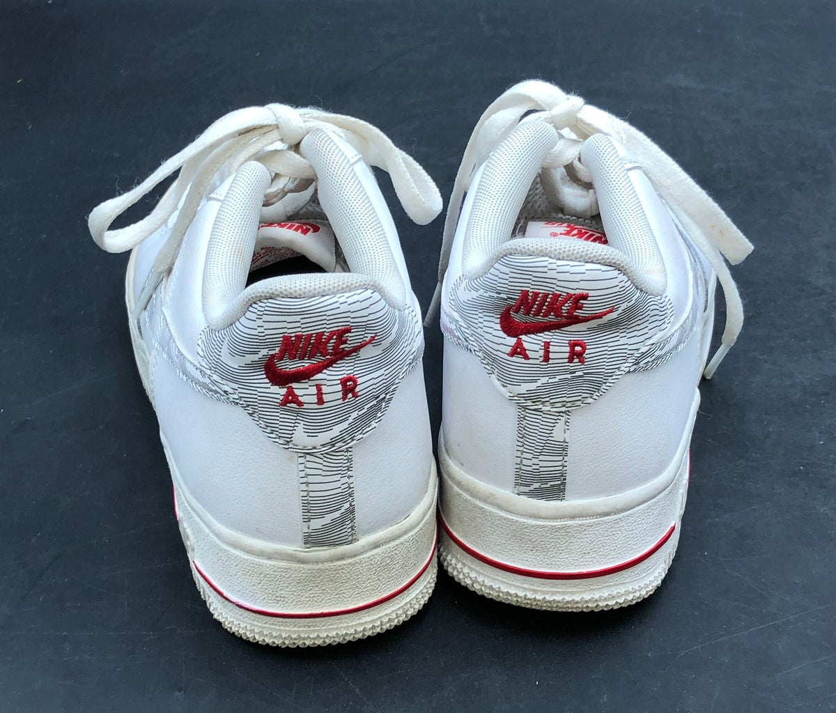 Nike Air Force 1 '07 Low White Bright Crimson Striped Swoosh Women's Size 8.5